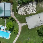 Bella Vista